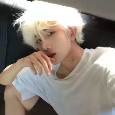 訾幻灵